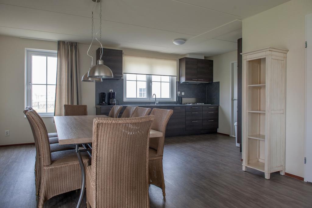 Roompot Residence Cadzand Bad Sluis Zimmer foto